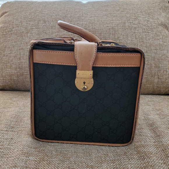 Black Vintage Gucci Train Case Toiletry Makeup Bag - Picture 13 of 16